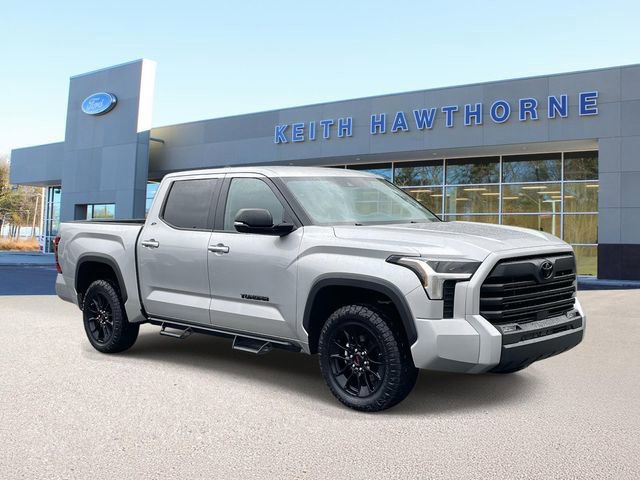 Used 2024 Toyota Tundra SR5 w/ SR5 Premium Package AWD/4WD image 5