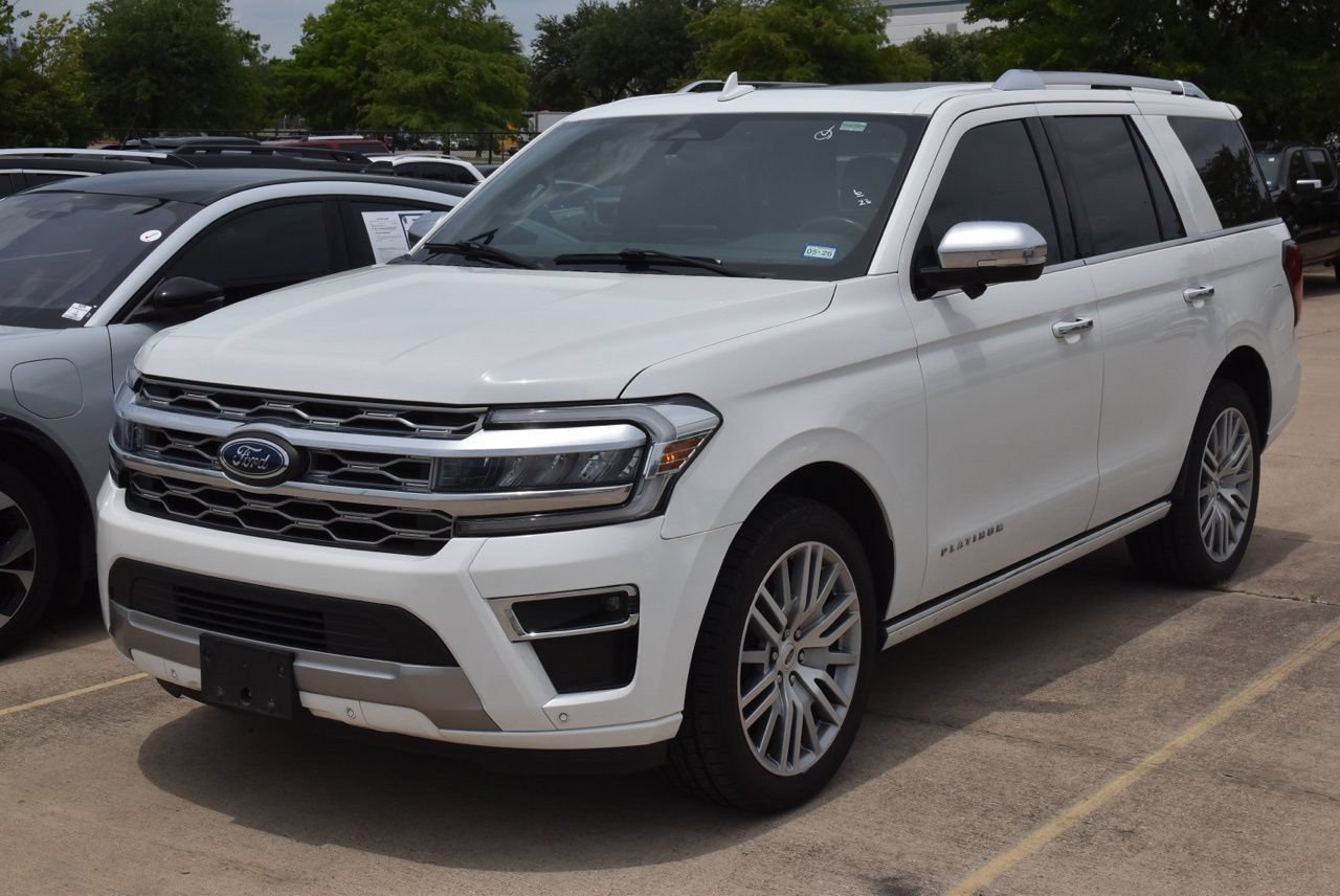 Certified 2023 Ford Expedition Platinum RWD image 2