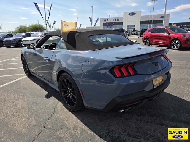 Certified 2025 Ford Mustang Premium RWD image 5