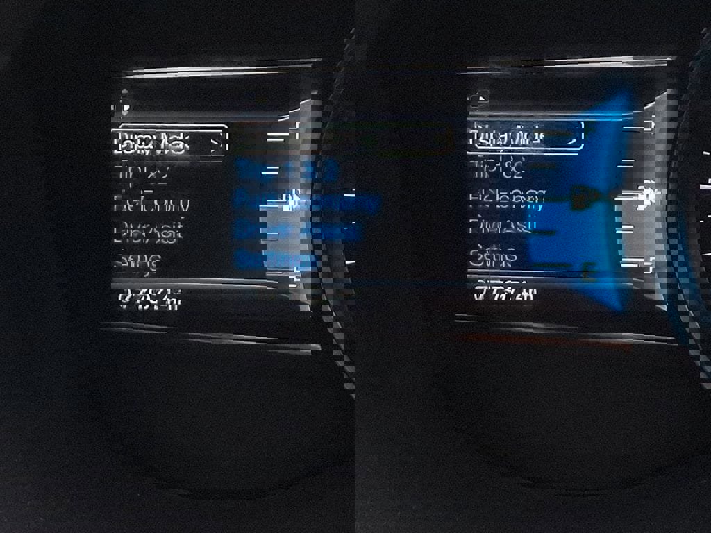 Certified 2017 Ford Explorer XLT w/ Equipment Group 202A image 22