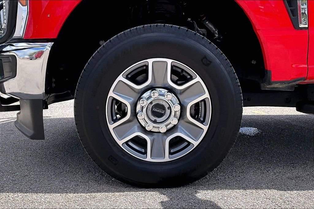 Certified 2025 Ford F350 XLT AWD/4WD image 26