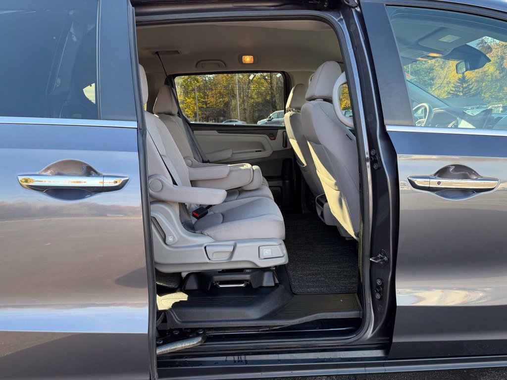 Used 2022 Honda Odyssey EX image 29