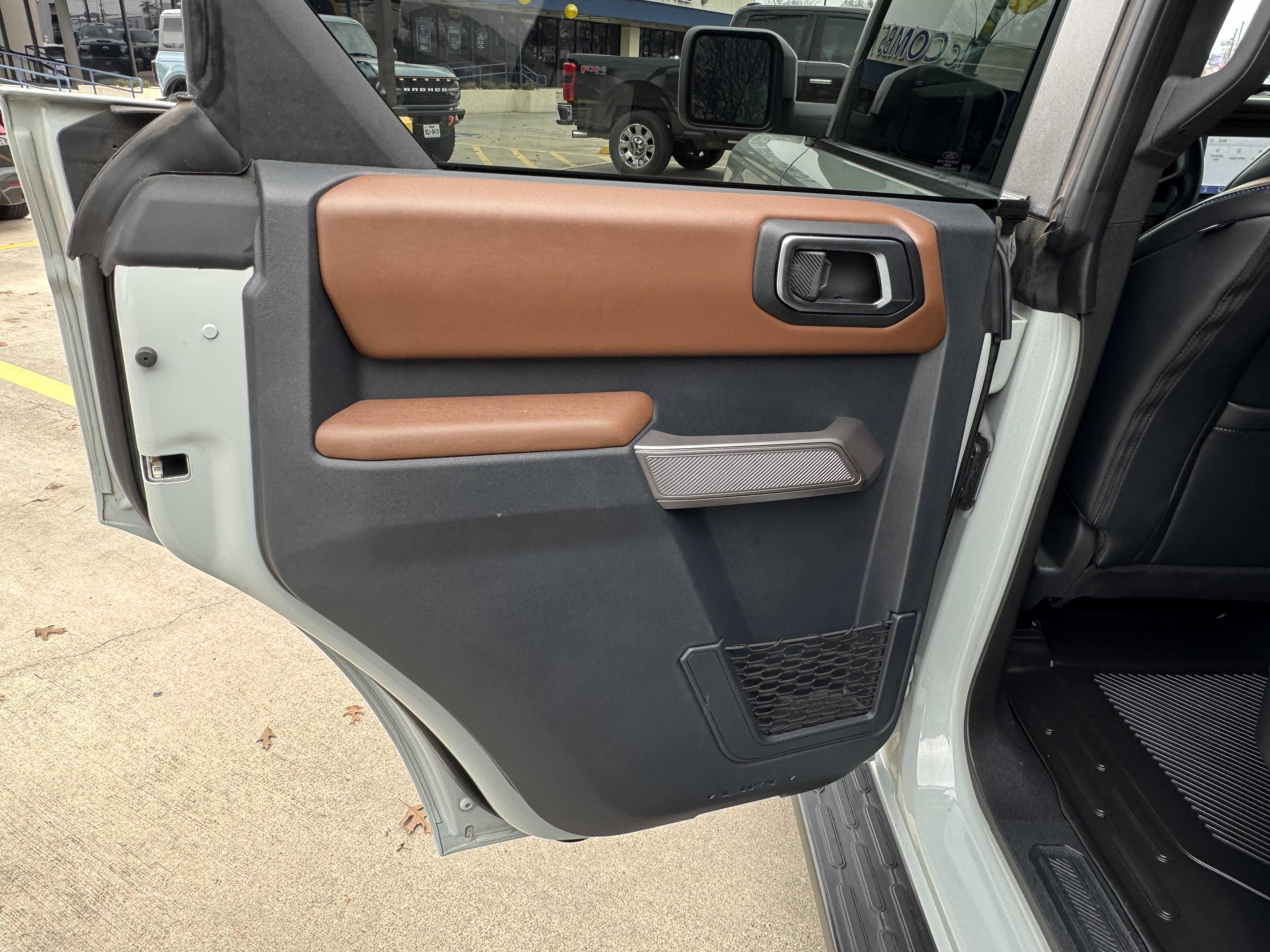 Certified 2023 Ford Bronco Outer Banks image 12