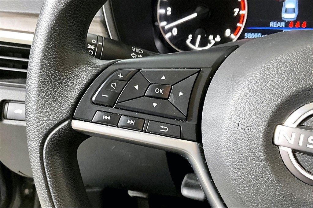 Used 2023 Nissan Altima 2.5 SV image 14