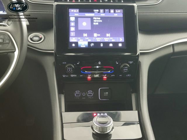 Used 2023 Jeep Grand Cherokee L Laredo image 22