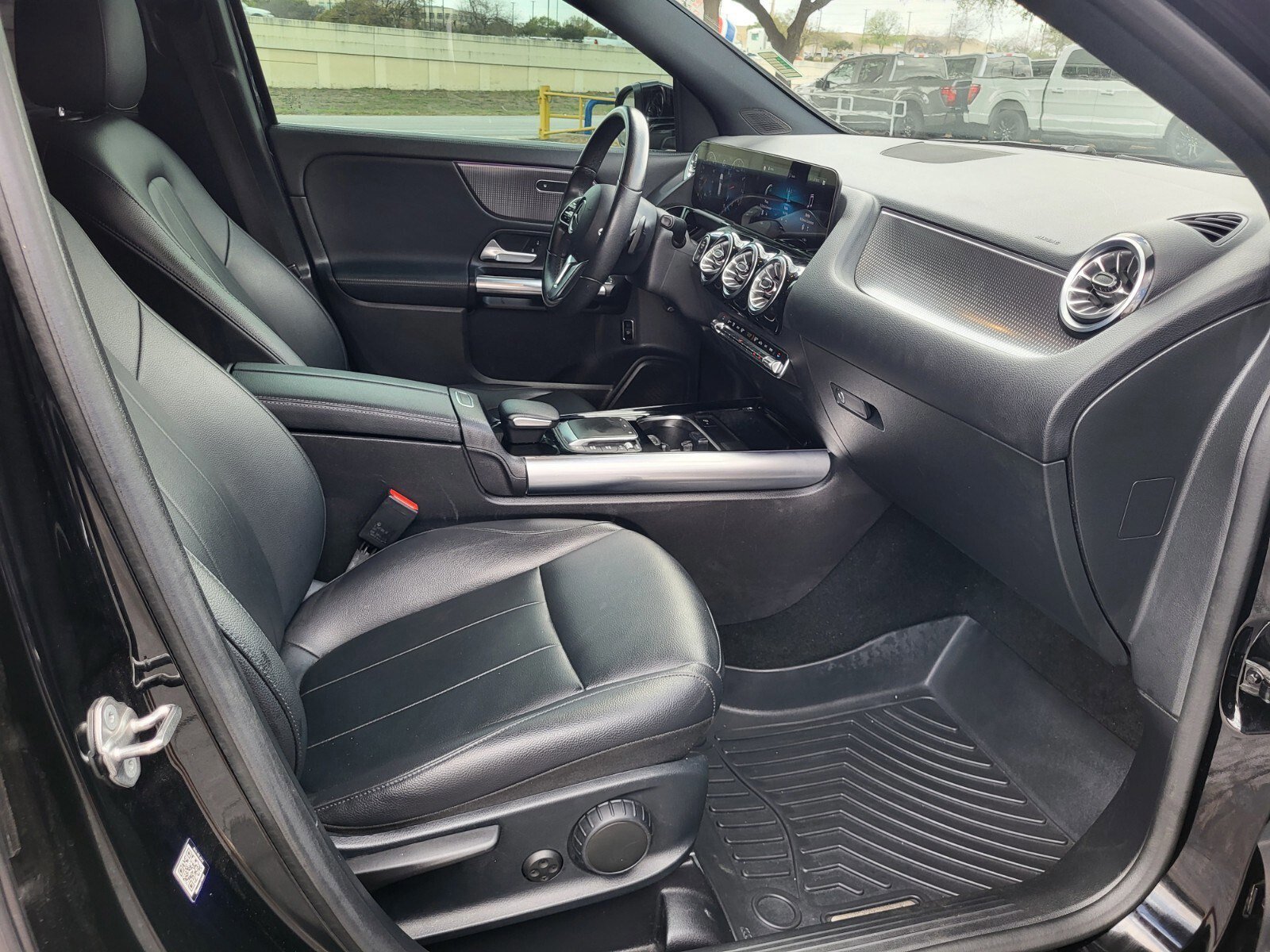 Used 2022 Mercedes-Benz GLA 250 image 12