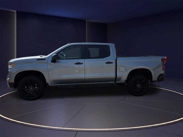 Used 2026 Chevrolet Silverado 1500 LT Trail Boss w/ LPO, Dark Essentials Package AWD/4WD image 6