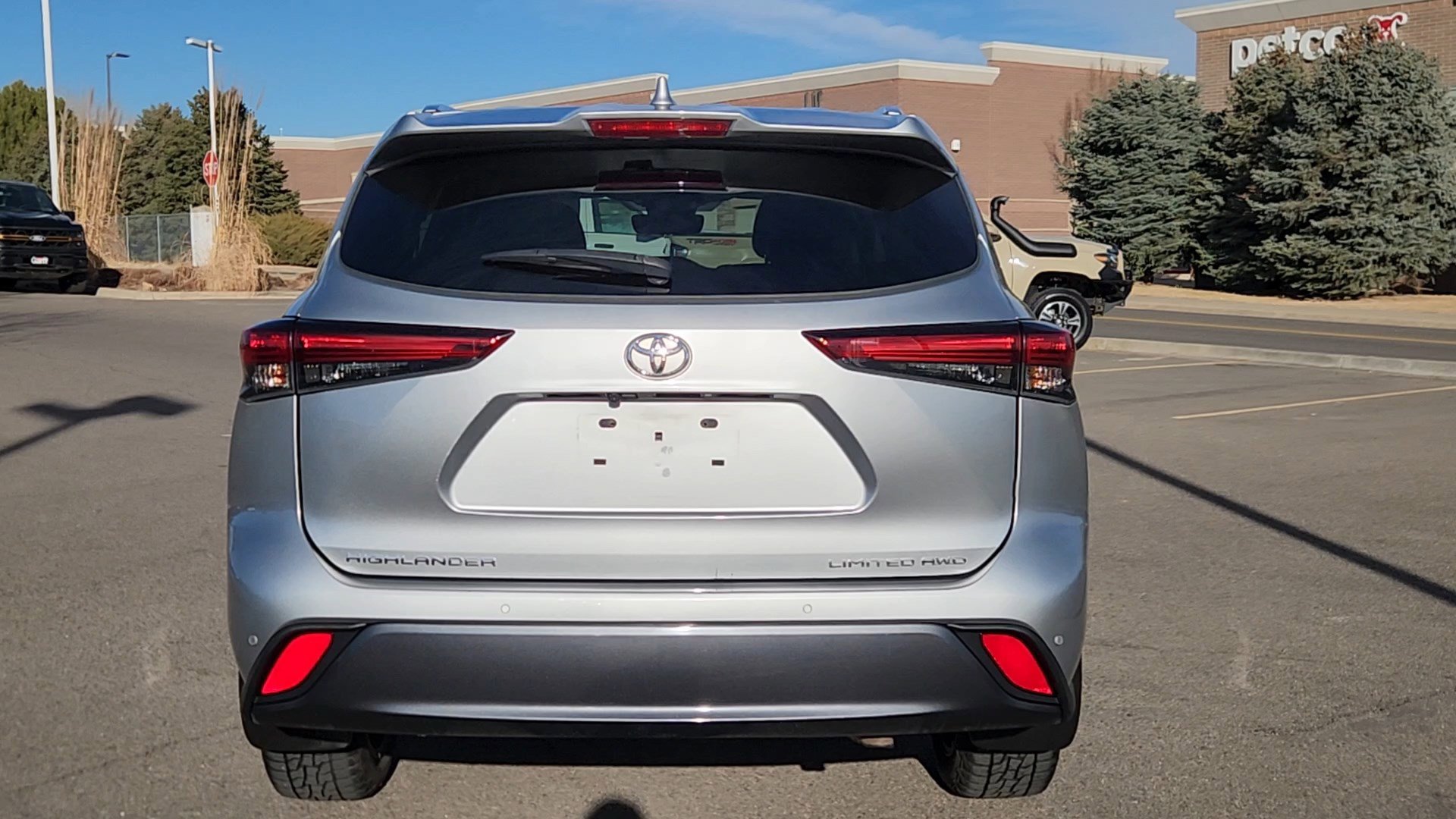 Used 2021 Toyota Highlander Limited image 28