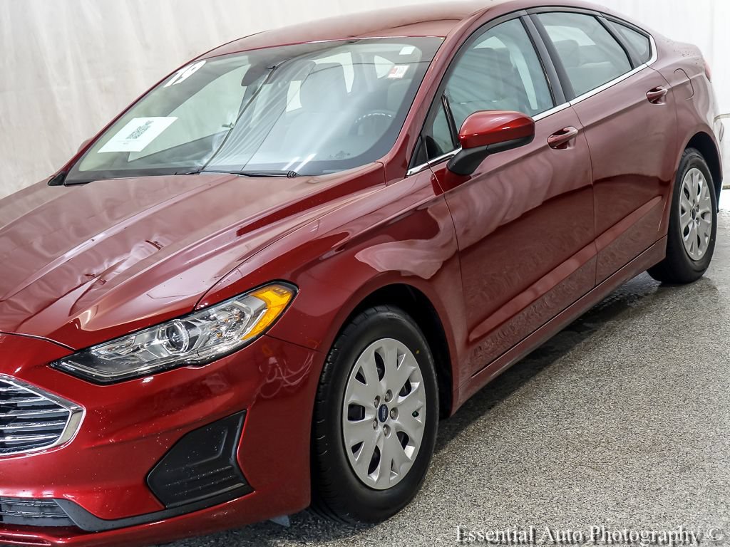 Certified 2019 Ford Fusion S FWD image 4