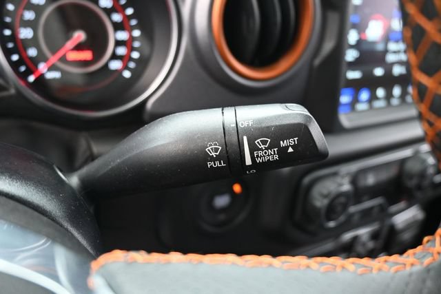Used 2022 Jeep Gladiator Mojave w/ LED Lighting Group AWD/4WD image 18