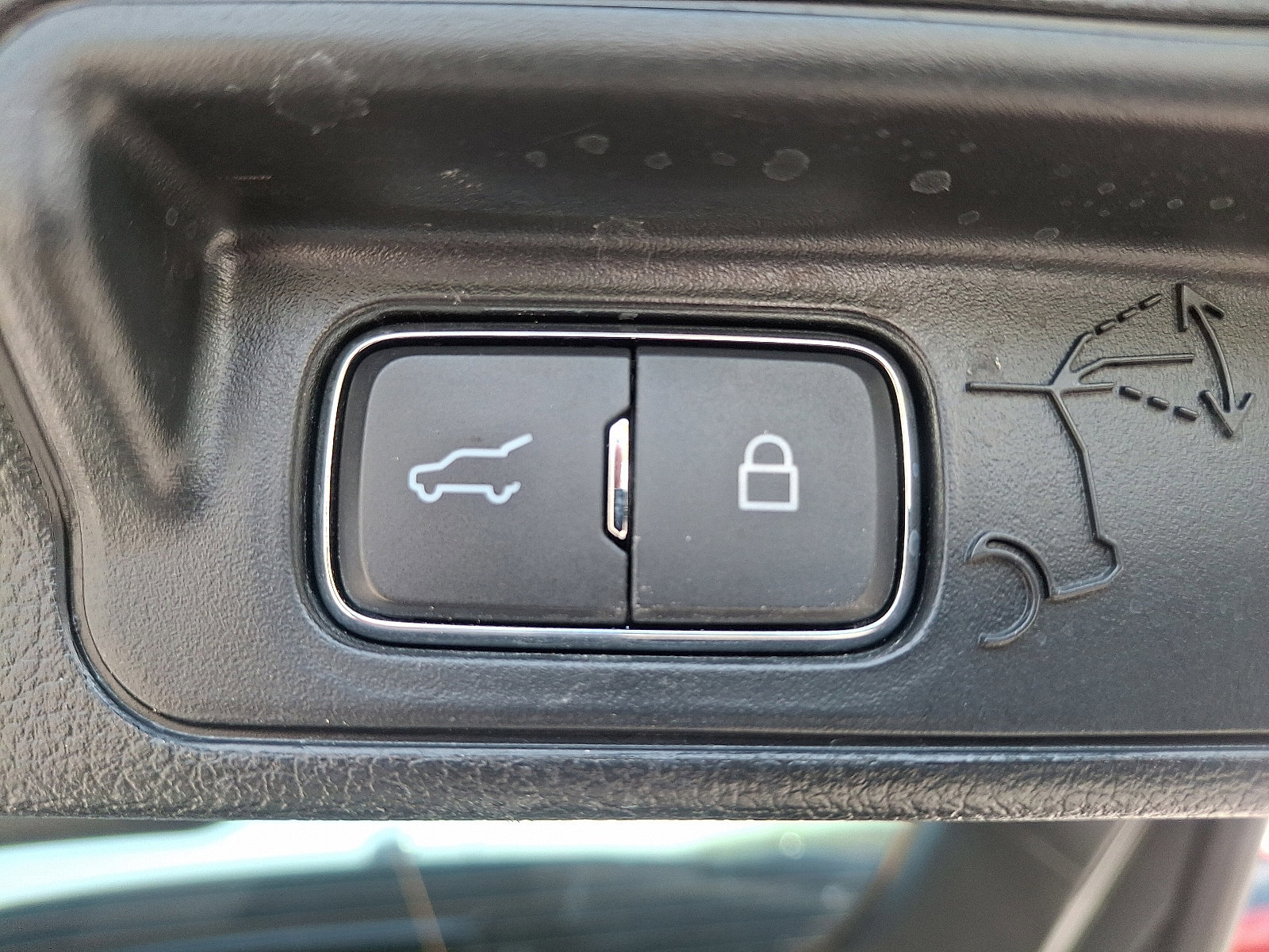 Certified 2022 Ford Explorer Limited image 32