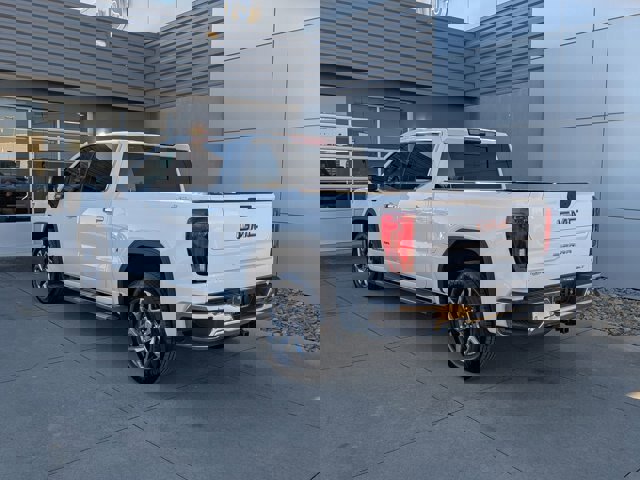 Used 2024 GMC Sierra 1500 SLT w/ SLT Premium Plus Package image 3