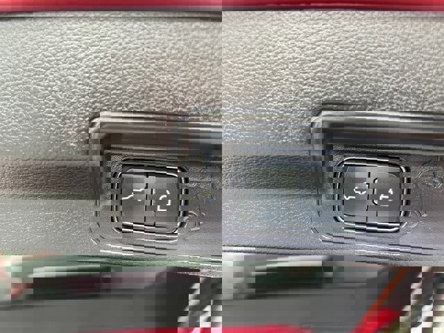 Certified 2022 Ford Explorer Limited w/ Equipment Group 301A image 32