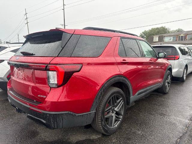 Certified 2025 Ford Explorer ST-Line w/ ST-Line Street Pack AWD/4WD image 2