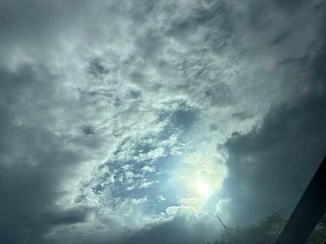 Used 2025 GMC Yukon AT4 w/ AT4 Premium Plus Package image 14