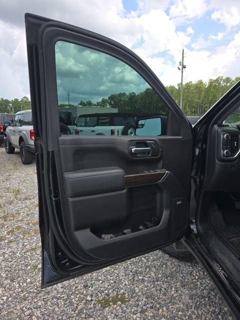 Used 2021 GMC Sierra 1500 Elevation w/ Preferred Package AWD/4WD image 9