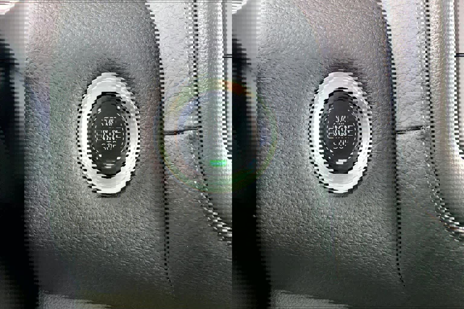 Used 2024 GMC Yukon Denali w/ Advanced Technology Package image 34