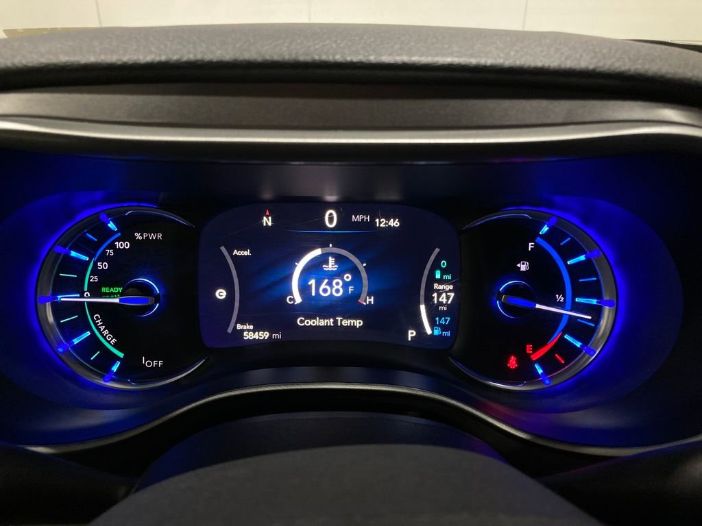 Used 2023 Chrysler Pacifica Touring-L image 22