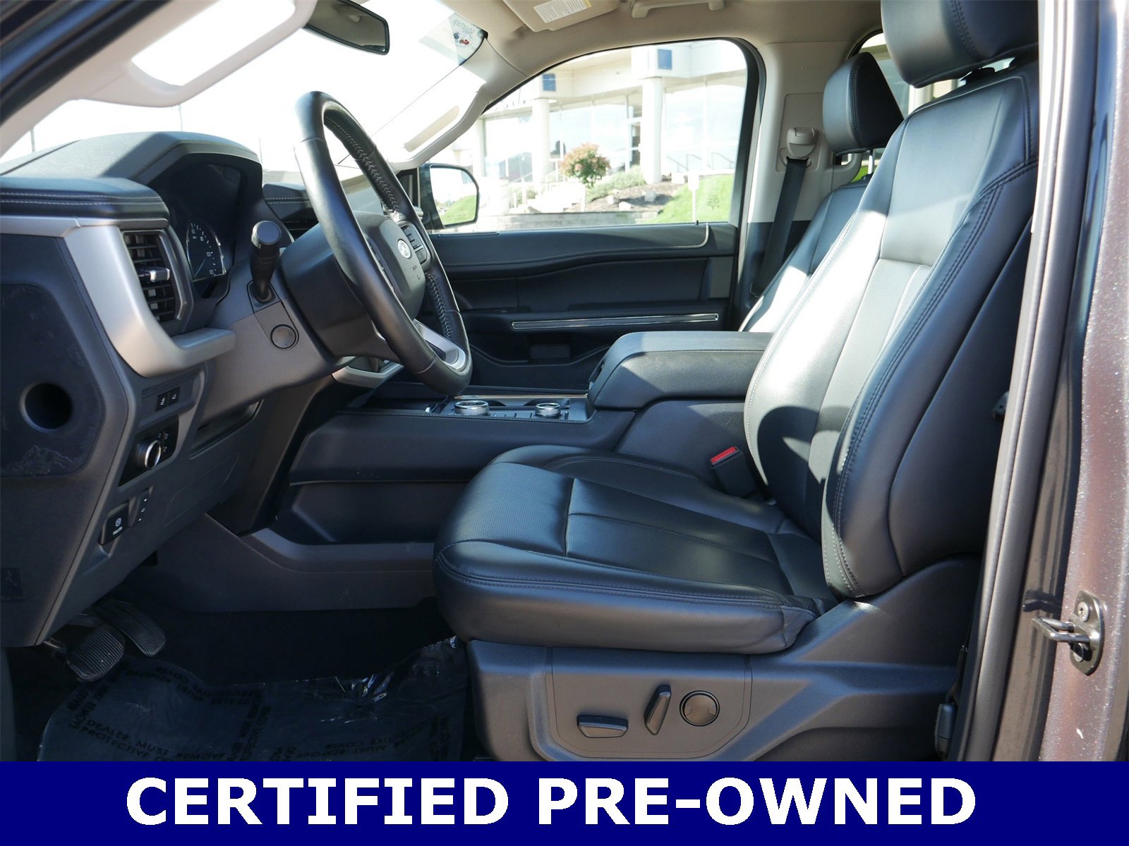 Certified 2024 Ford Expedition XLT image 12
