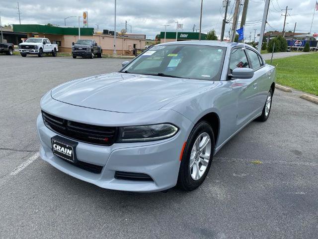 Used 2022 Dodge Charger SXT RWD image 3