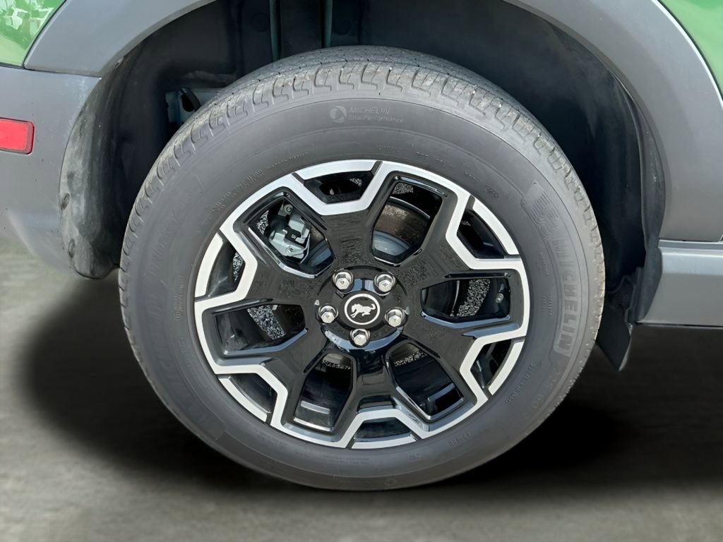 Certified 2025 Ford Bronco Sport Outer Banks w/ Outer Banks Tech Package+ AWD/4WD image 14