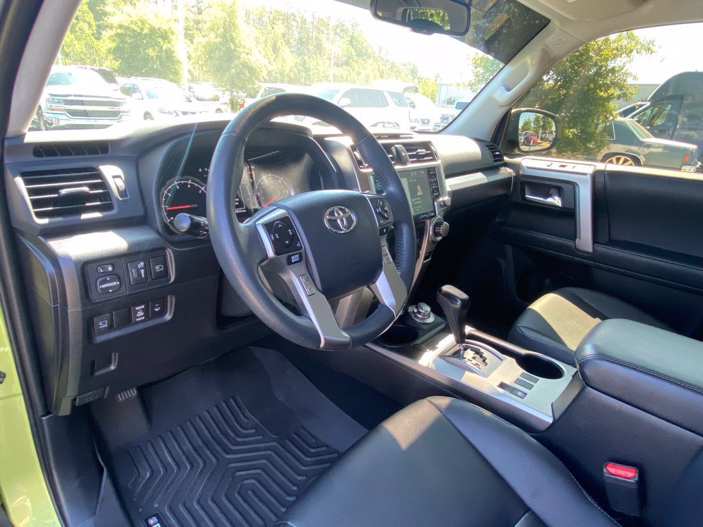 Used 2023 Toyota 4Runner TRD Sport w/ Technology Package AWD/4WD image 9