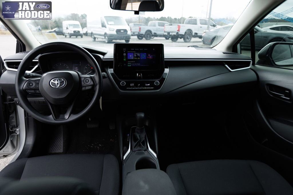 Used 2024 Toyota Corolla LE image 28