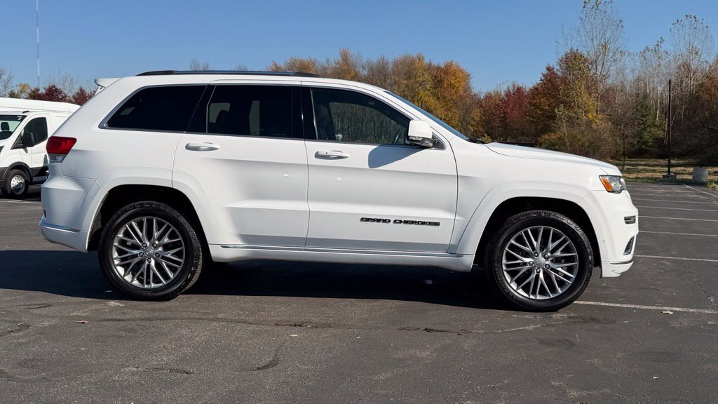 Used 2018 Jeep Grand Cherokee Summit w/ Platinum Series Group AWD/4WD image 7