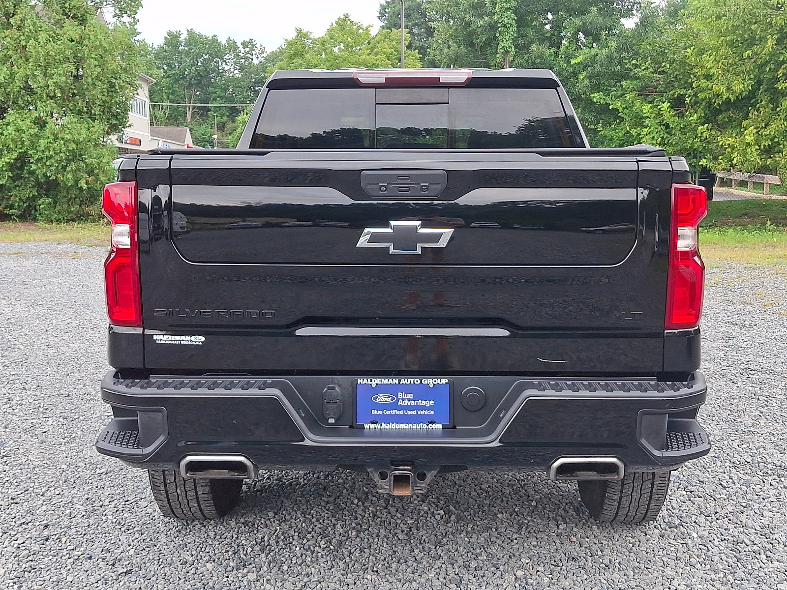 Used 2021 Chevrolet Silverado 1500 LT Trail Boss w/ Convenience Package II AWD/4WD image 6