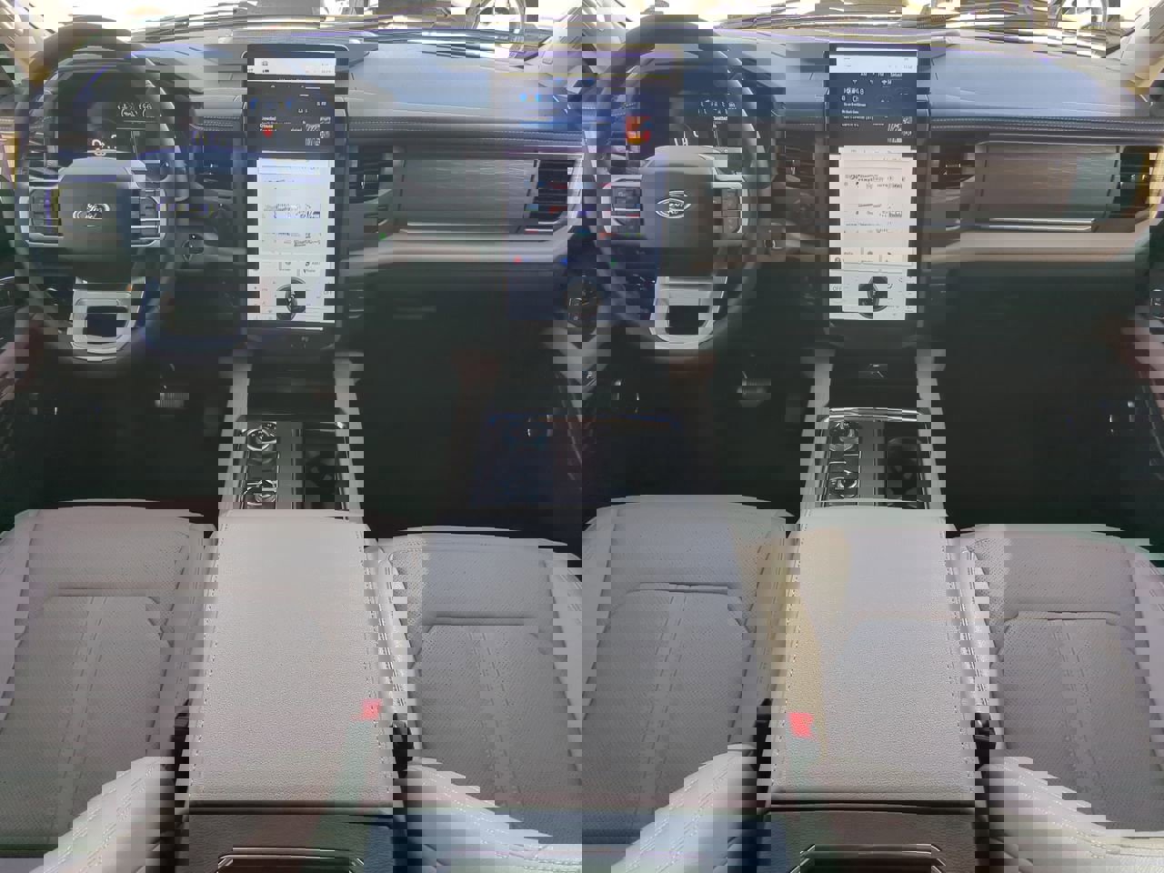 Certified 2023 Ford Expedition Limited image 13