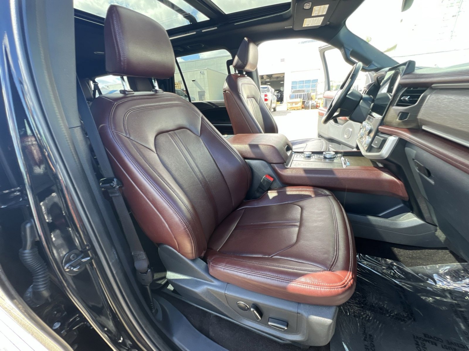 Certified 2023 Ford Expedition Max Limited image 28