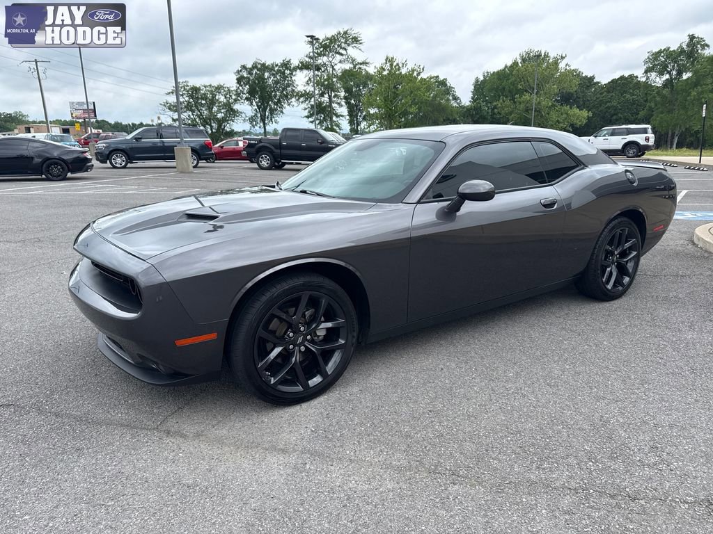 Used 2022 Dodge Challenger SXT w/ Blacktop Package RWD image 2