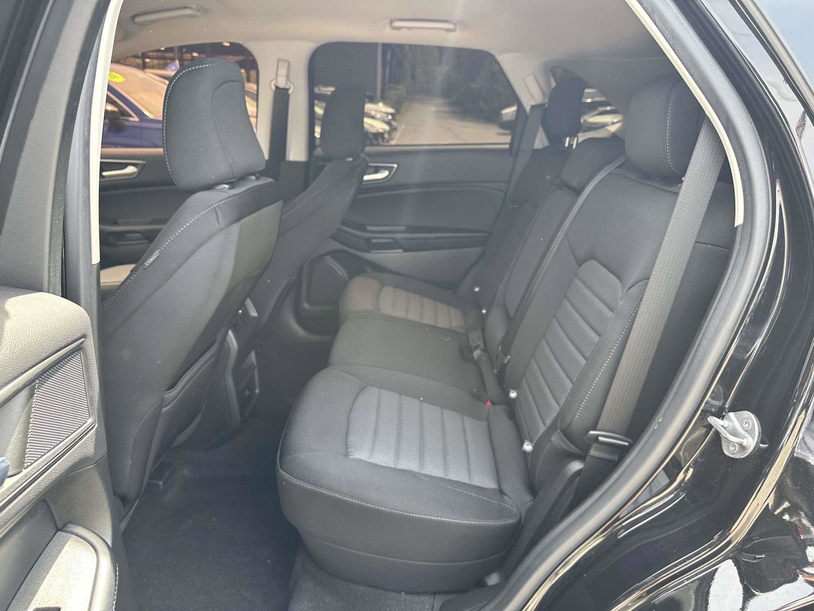 Certified 2023 Ford Edge SE w/ Black Appearance Package AWD/4WD image 14