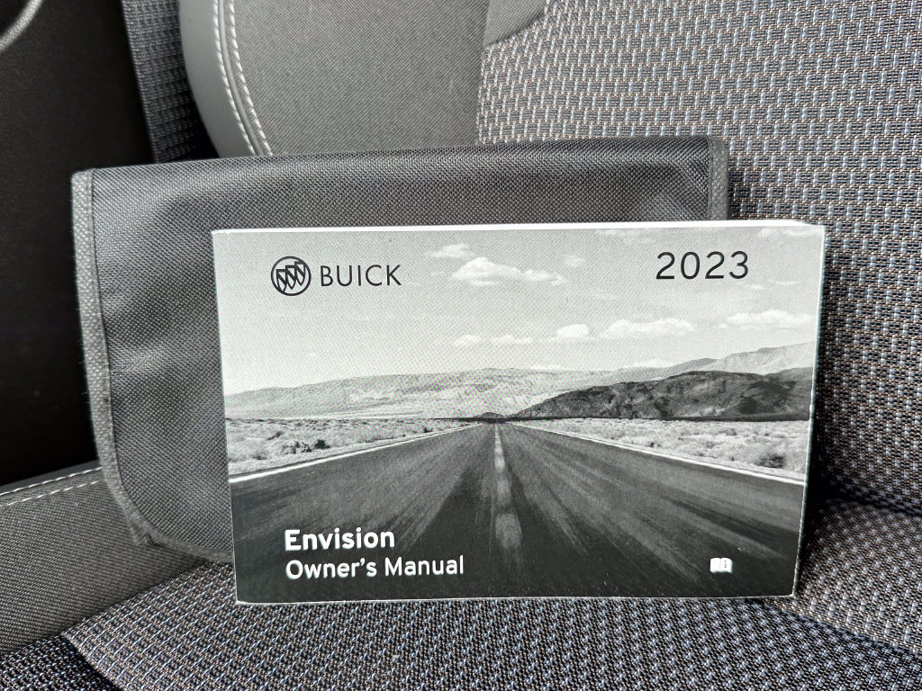 Used 2023 Buick Envision Preferred w/ Sport Touring Package AWD/4WD image 39