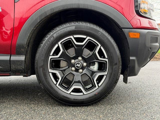 Certified 2025 Ford Bronco Sport Outer Banks w/ Outer Banks Tech Package+ AWD/4WD image 29