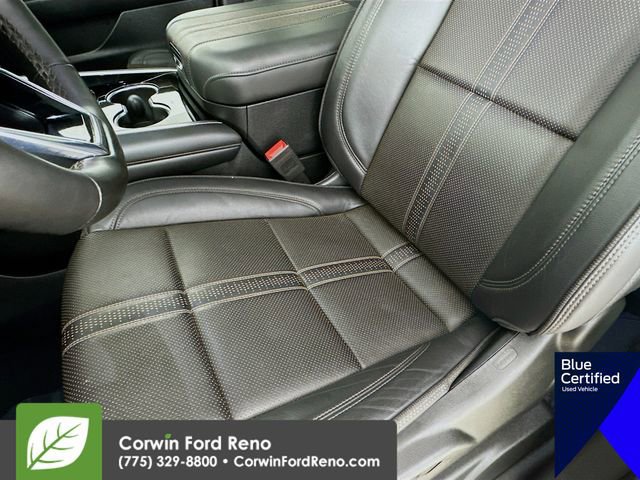 Used 2025 Chevrolet Suburban High Country image 23