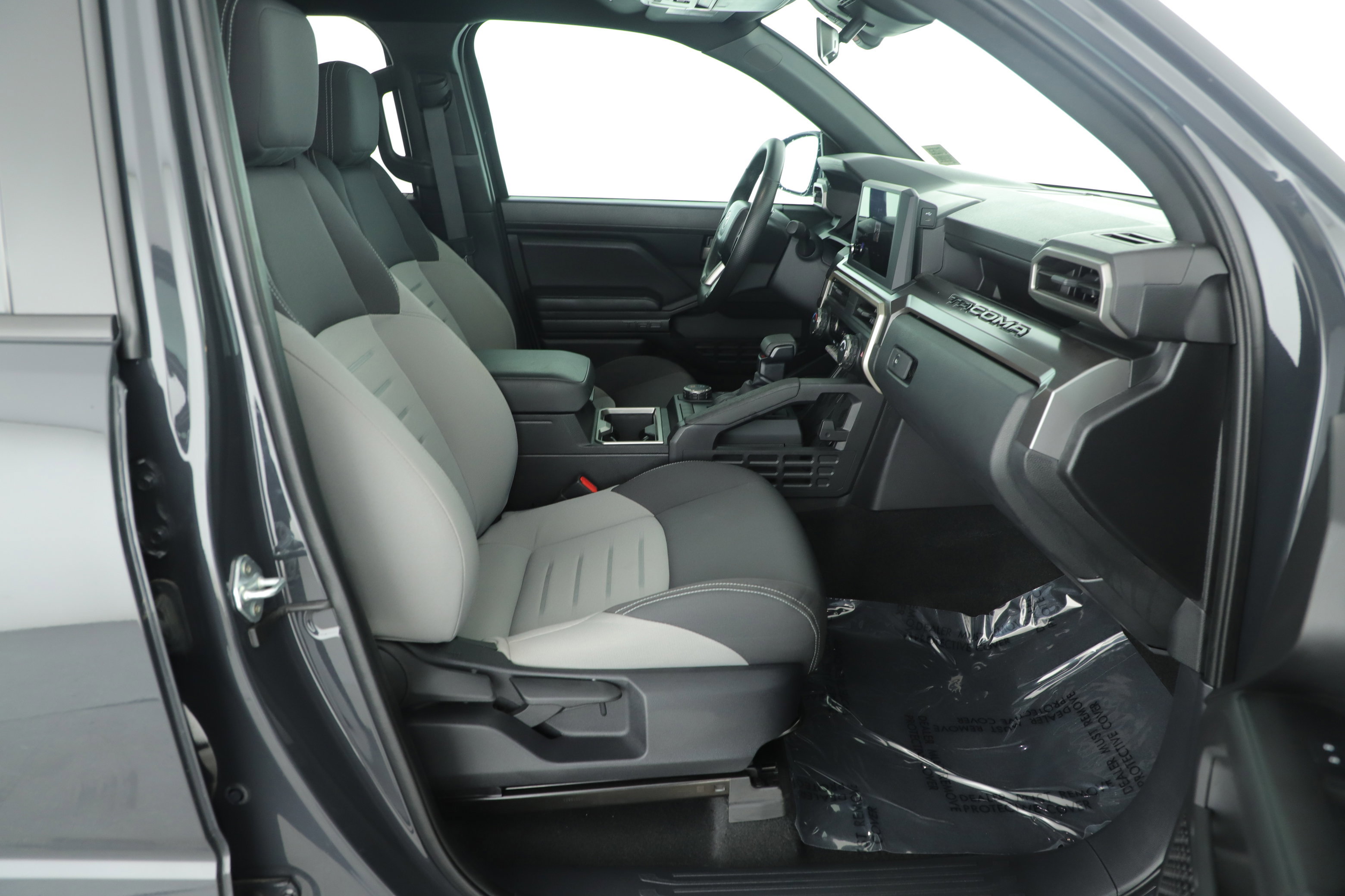 Used 2024 Toyota Tacoma TRD Sport image 8