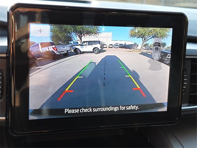 Certified 2022 Ford Explorer XLT w/ Equipment Group 202A image 22