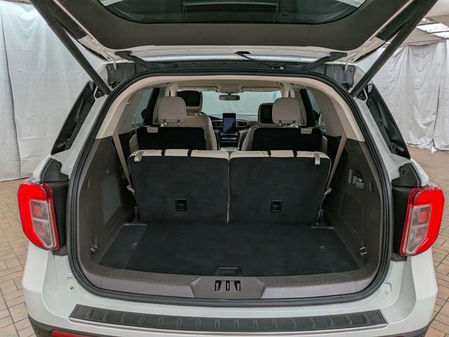 Certified 2023 Ford Explorer Platinum w/ Technology Package RWD image 24