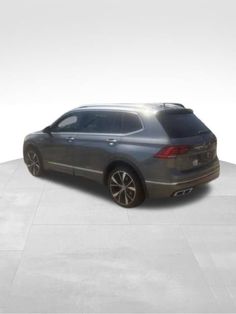 Used 2022 Volkswagen Tiguan SEL R-Line AWD/4WD image 5