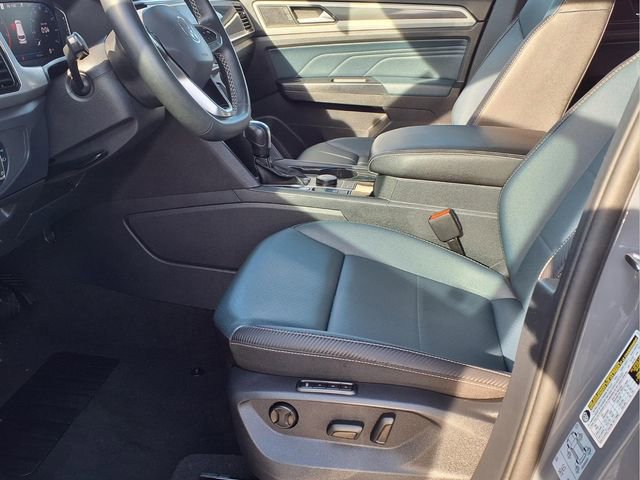 Used 2021 Volkswagen Atlas Cross Sport SEL w/ Cross Sport MDO Package image 14