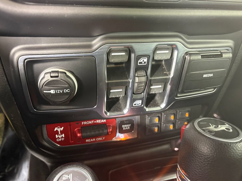 Used 2019 Jeep Wrangler Unlimited Rubicon AWD/4WD image 18