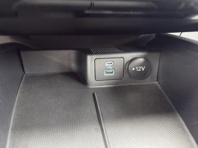 Certified 2022 Ford Escape Titanium image 28