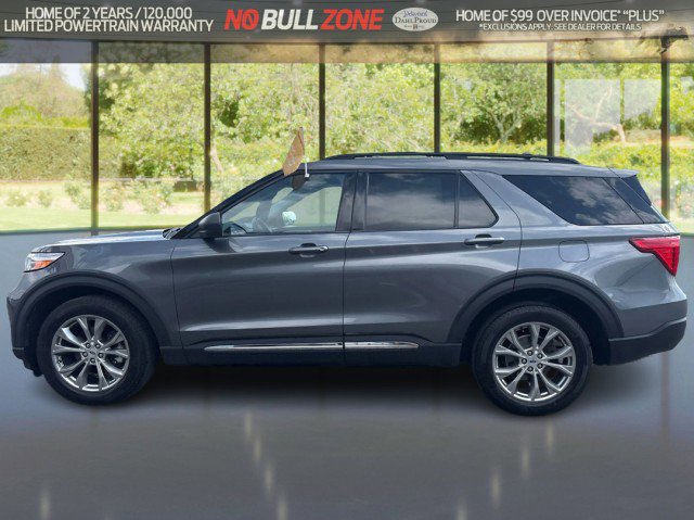 Certified 2023 Ford Explorer XLT w/ Equipment Group 202A AWD/4WD image 2