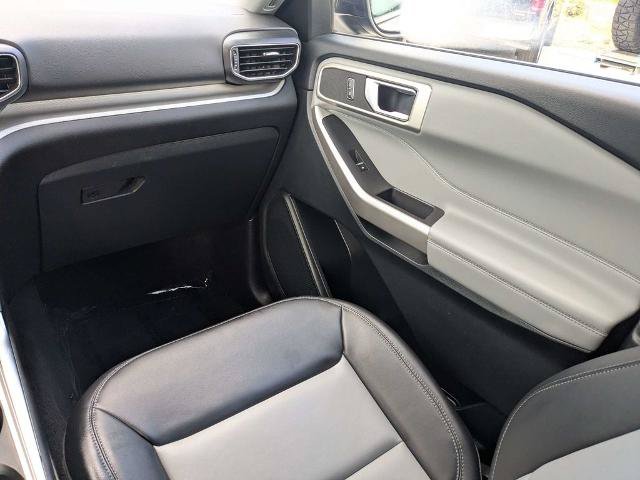 Certified 2023 Ford Explorer XLT w/ Equipment Group 202A AWD/4WD image 18
