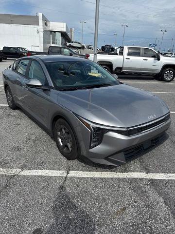 Used 2025 Kia K4 FWD image 1