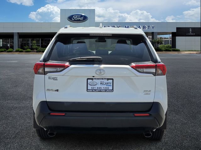 Used 2020 Toyota RAV4 XLE Premium w/ All Weather Liner Package AWD/4WD image 4