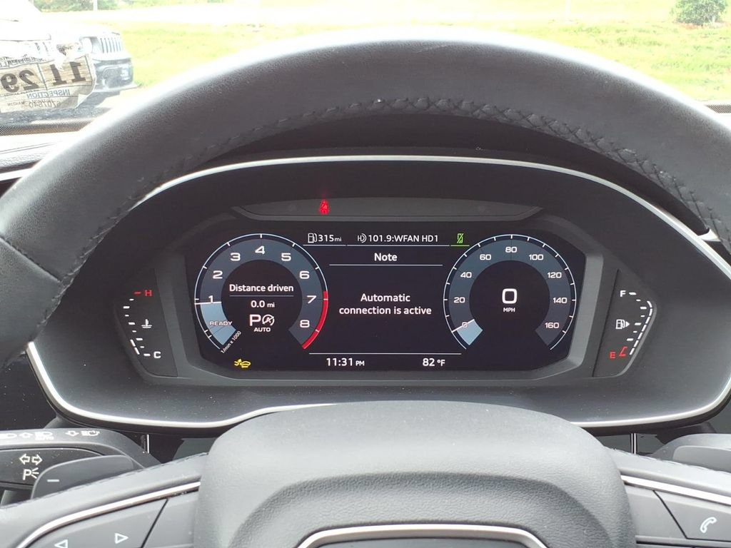 Used 2025 Audi Q3 2.0T Premium AWD/4WD image 16