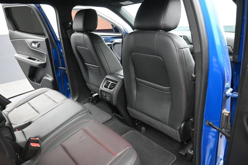 Used 2021 Chevrolet Blazer RS FWD image 10