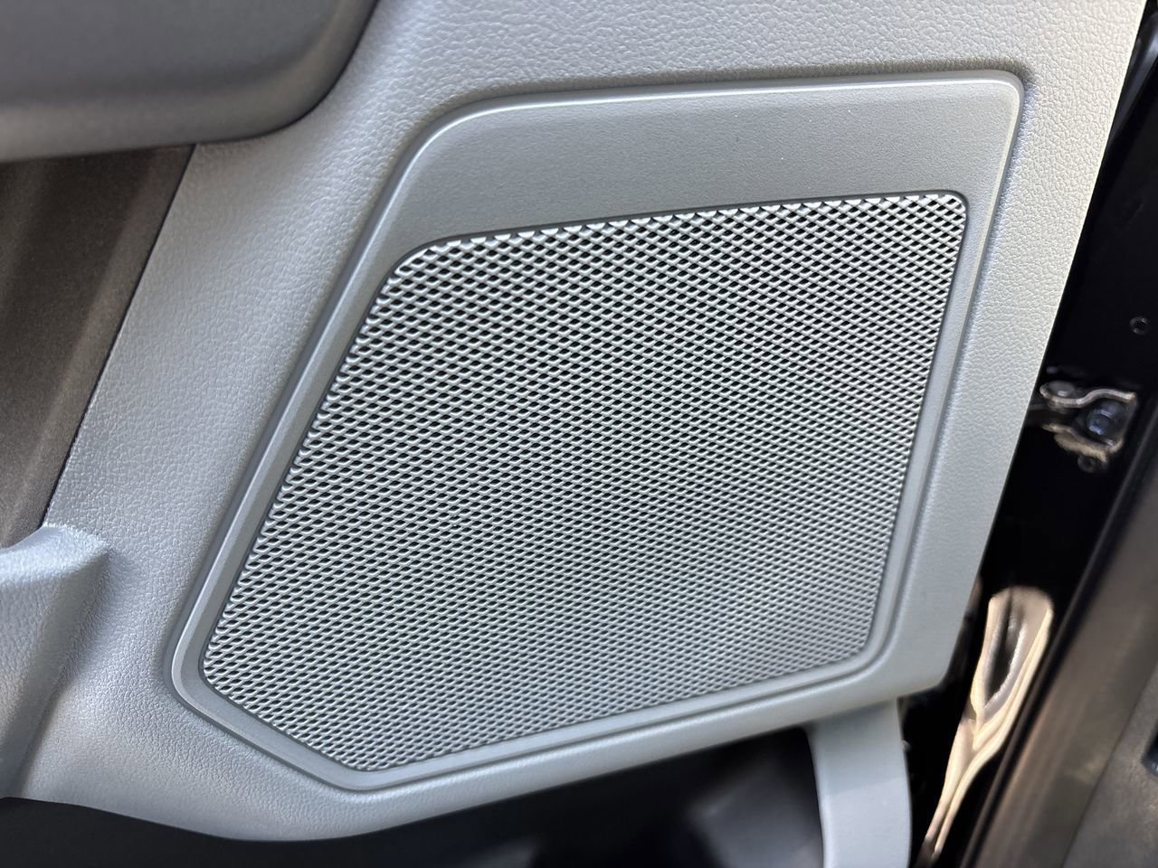 Certified 2025 Ford F350 XLT w/ FX4 Off-Road Package image 23